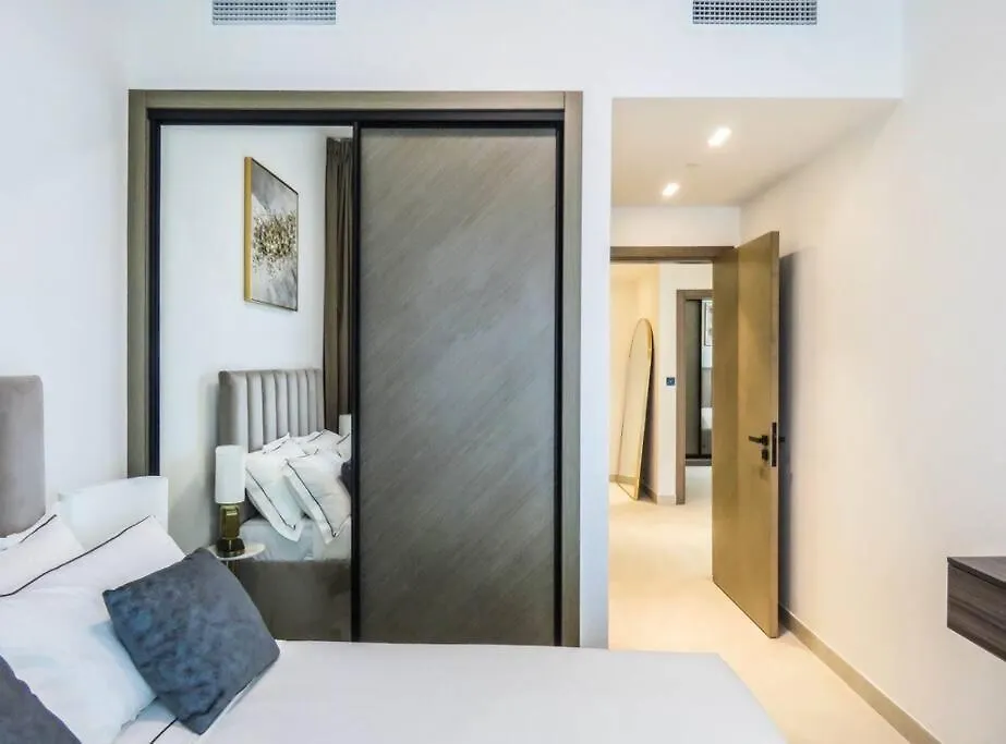 Stylish 2 Bedroom In Binghatti, Business Bay 0*, Dubai United Arab Emirates